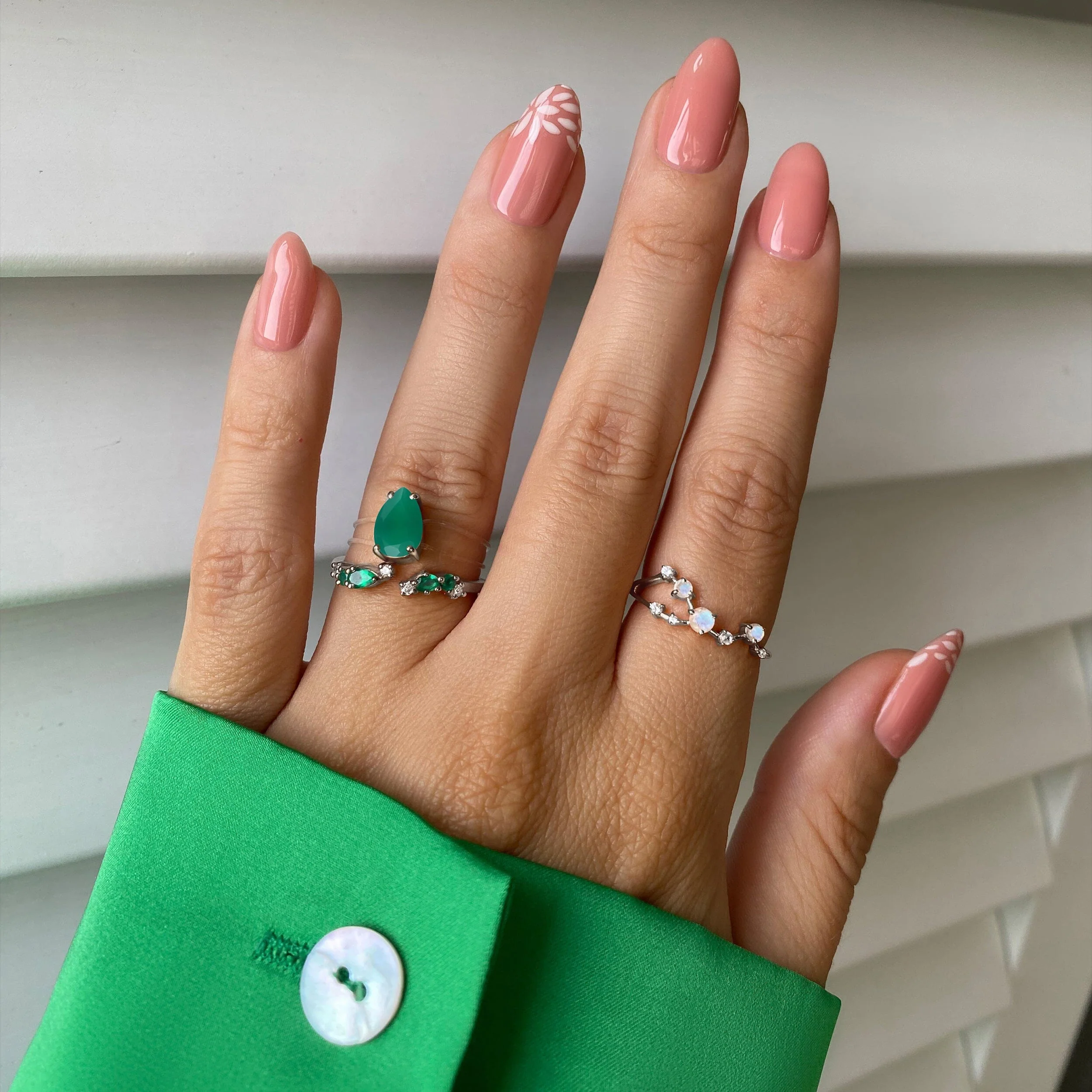 Adjustable Green Onyx Ring Flourish - May Birthstone - Image 3