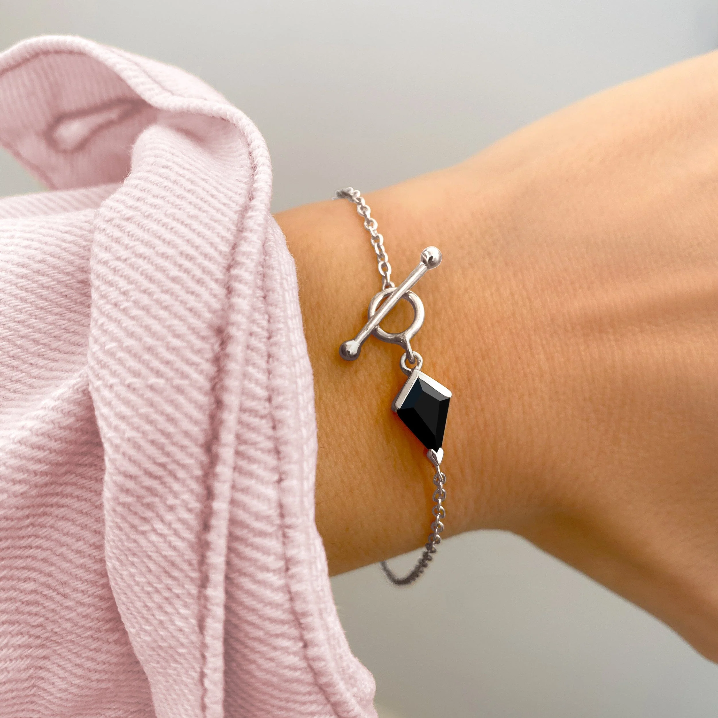 Black Obsidian Bracelet - Heroine T-Lock - Image 2