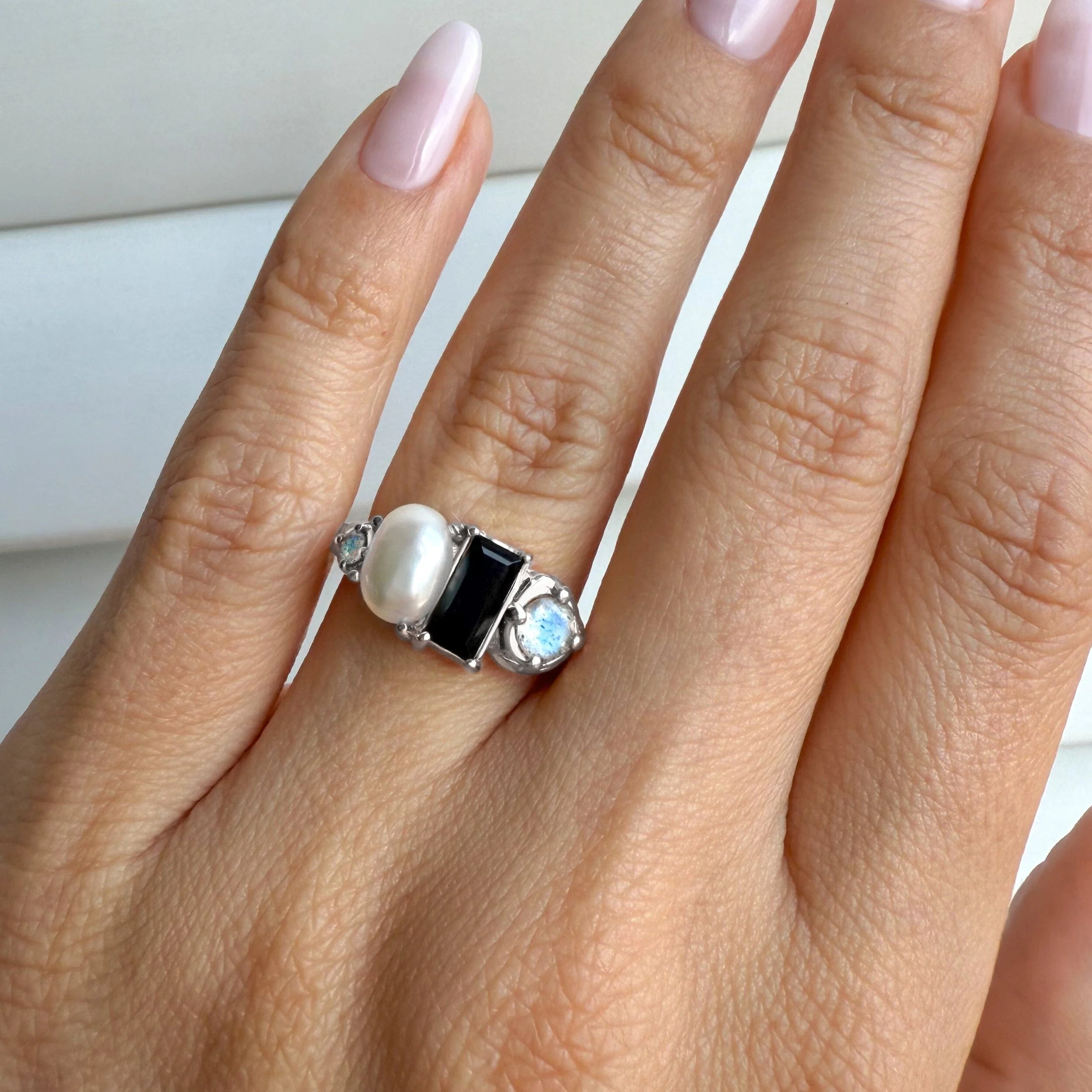 Black Obsidian Pearl Ring - Treasure - Image 2