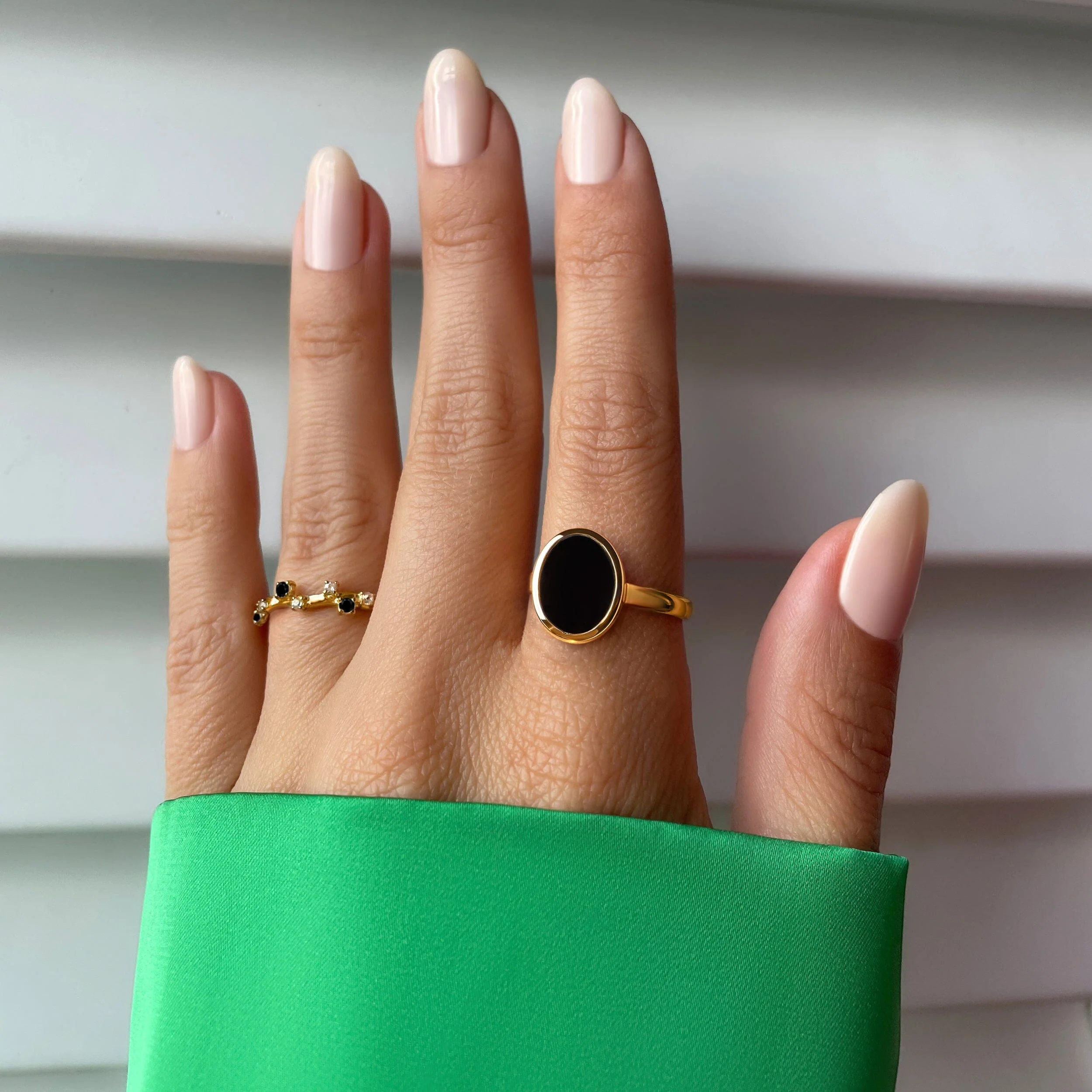 Black Onyx Enfolded Ring & Stardust Band - Image 6