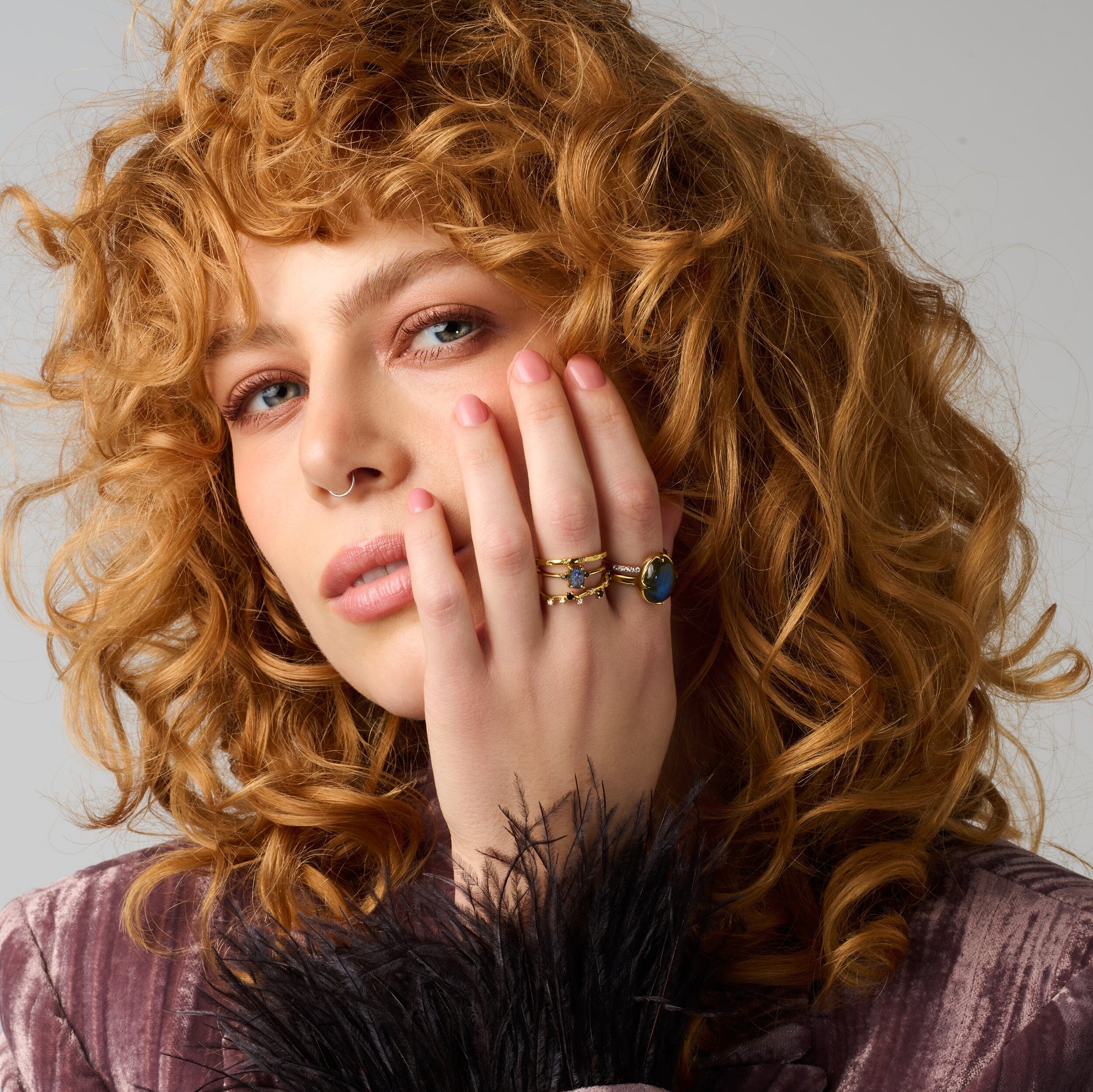 Black Onyx Ring - Stardust Band - Image 17