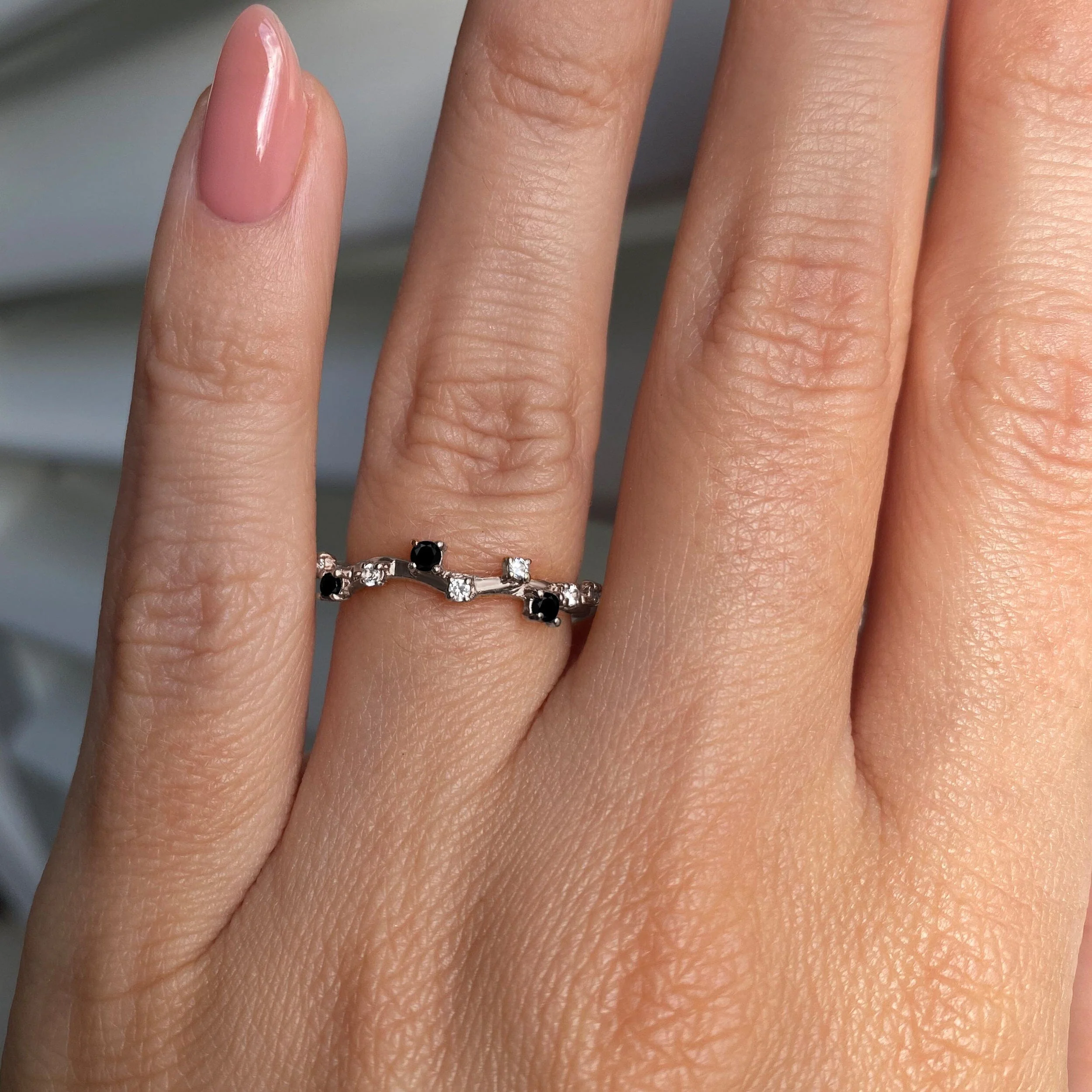 Black Onyx Ring - Stardust Band - Image 26