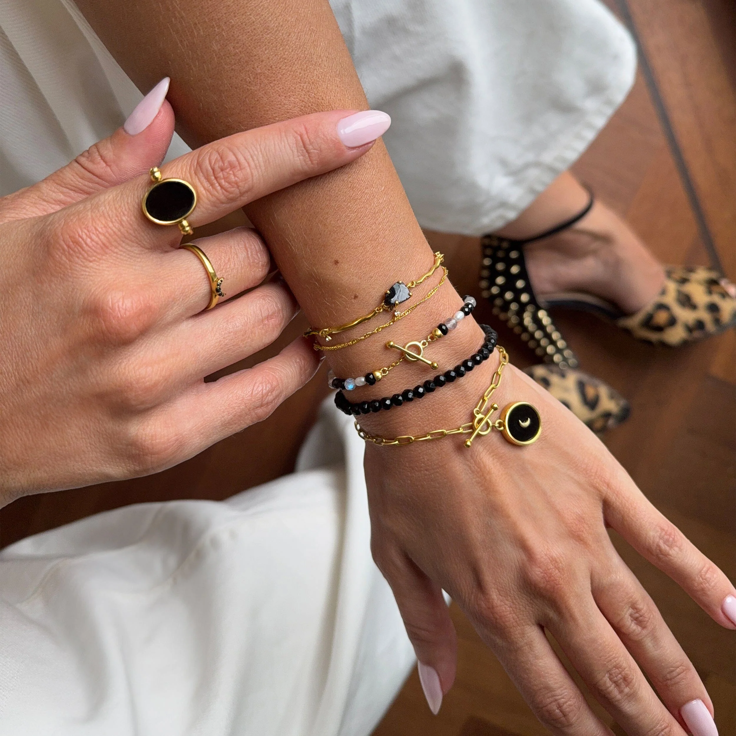Black Spinel Ring - Moony - Image 14