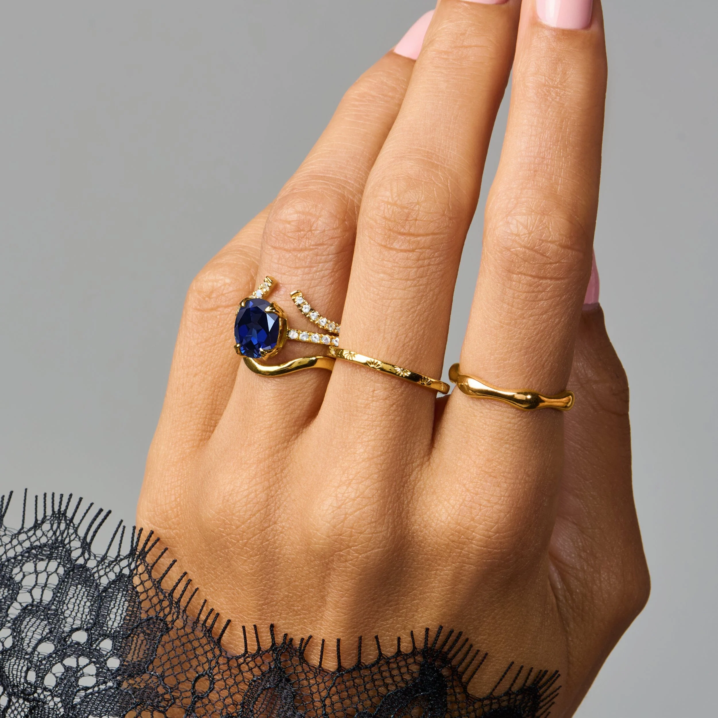 Blue Sapphire Ring - Harlow - Image 18
