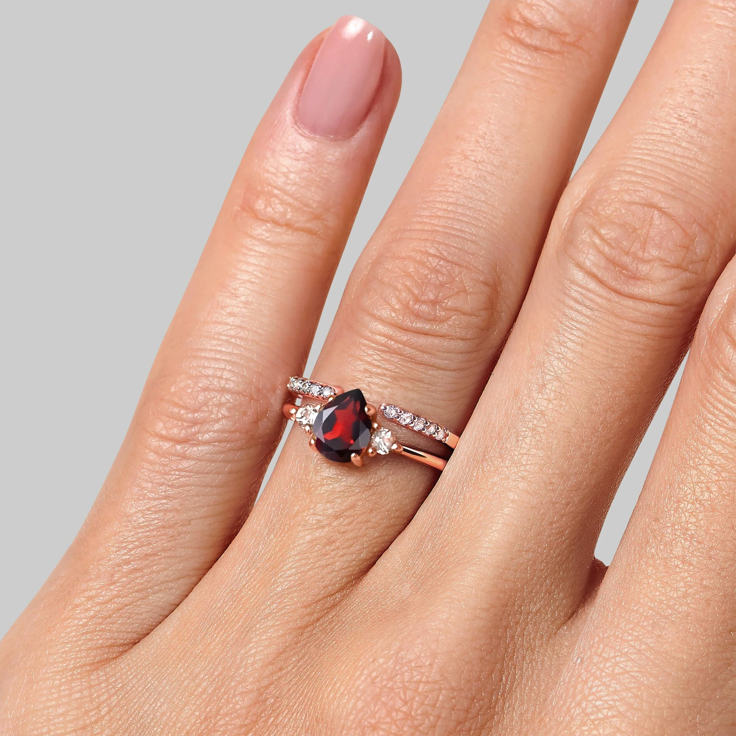 Garnet Lania Ring & Twinkling Band - Image 4