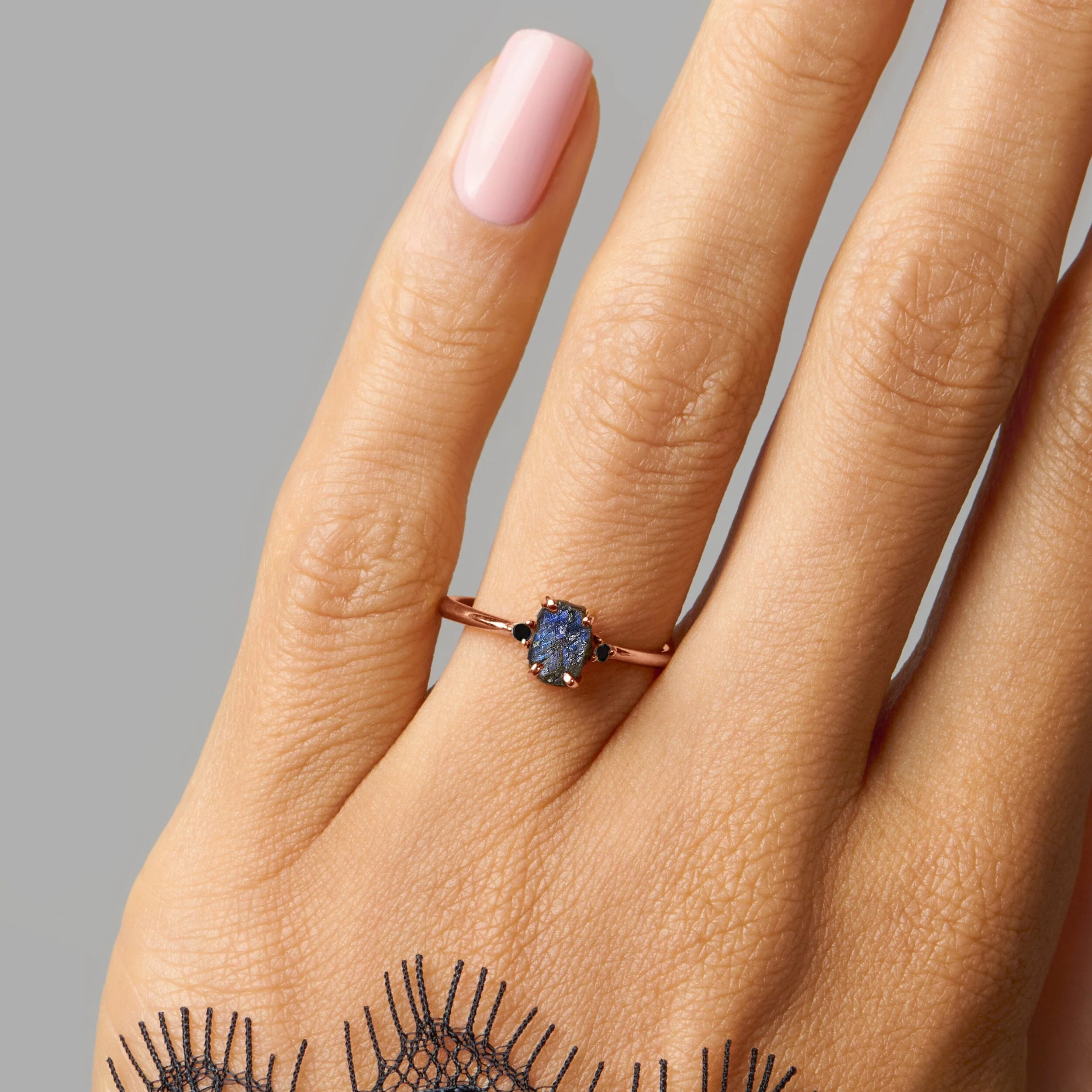 Labradorite Black Onyx Ring - Petite Raw Allure - Image 4