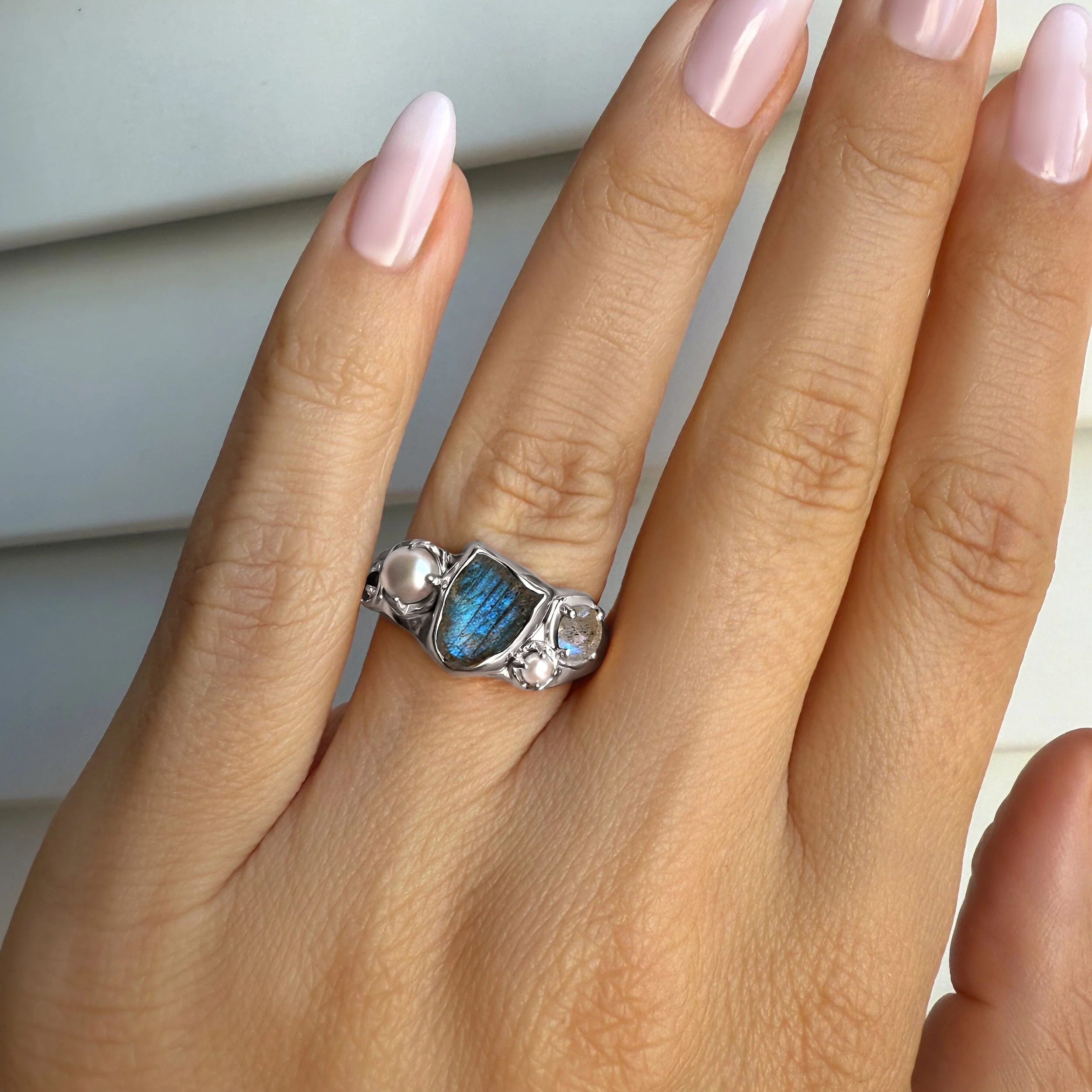 Labradorite Pearl Ring - Twilight Heirloom - Image 2