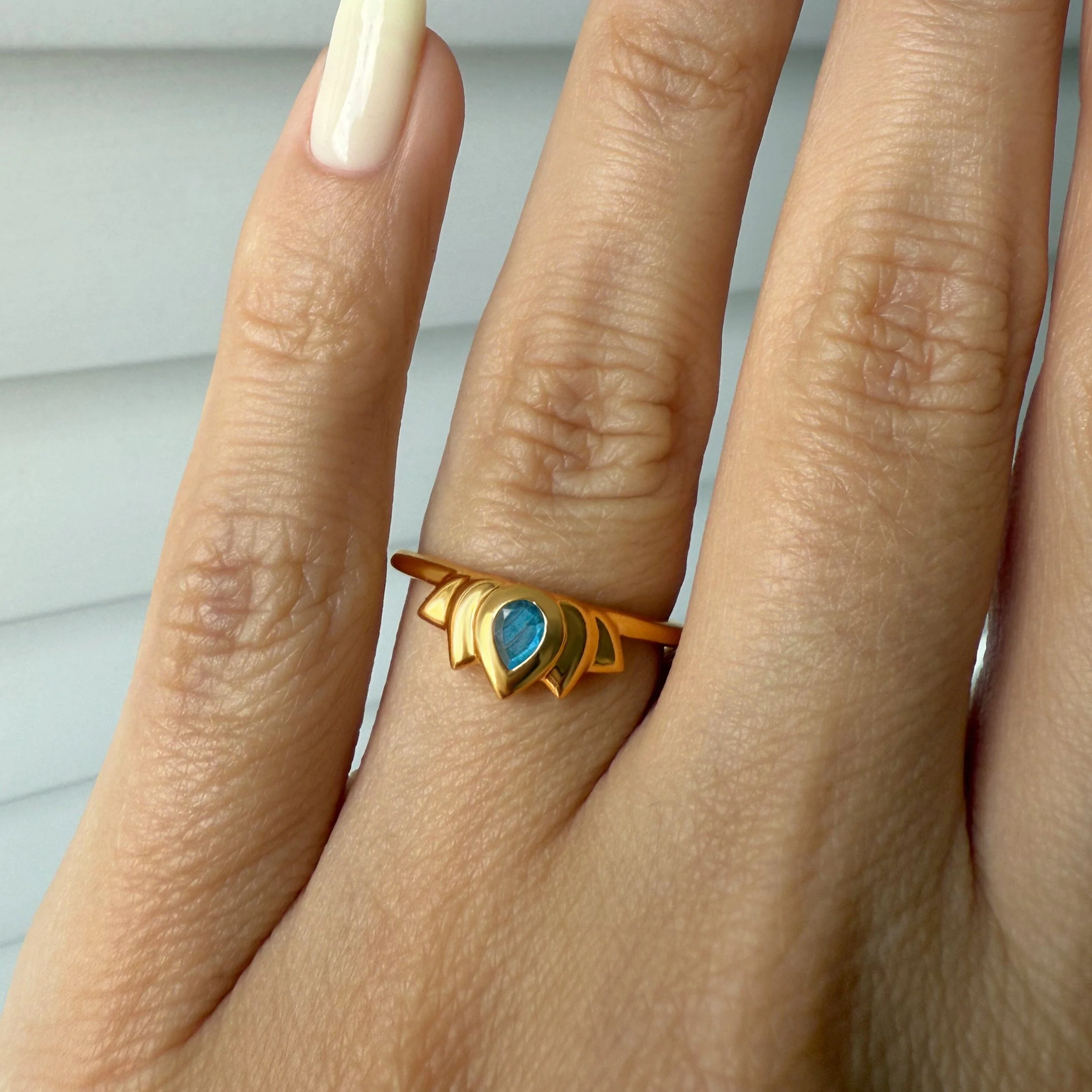 Labradorite Ring - Dainty Lotus - Image 9