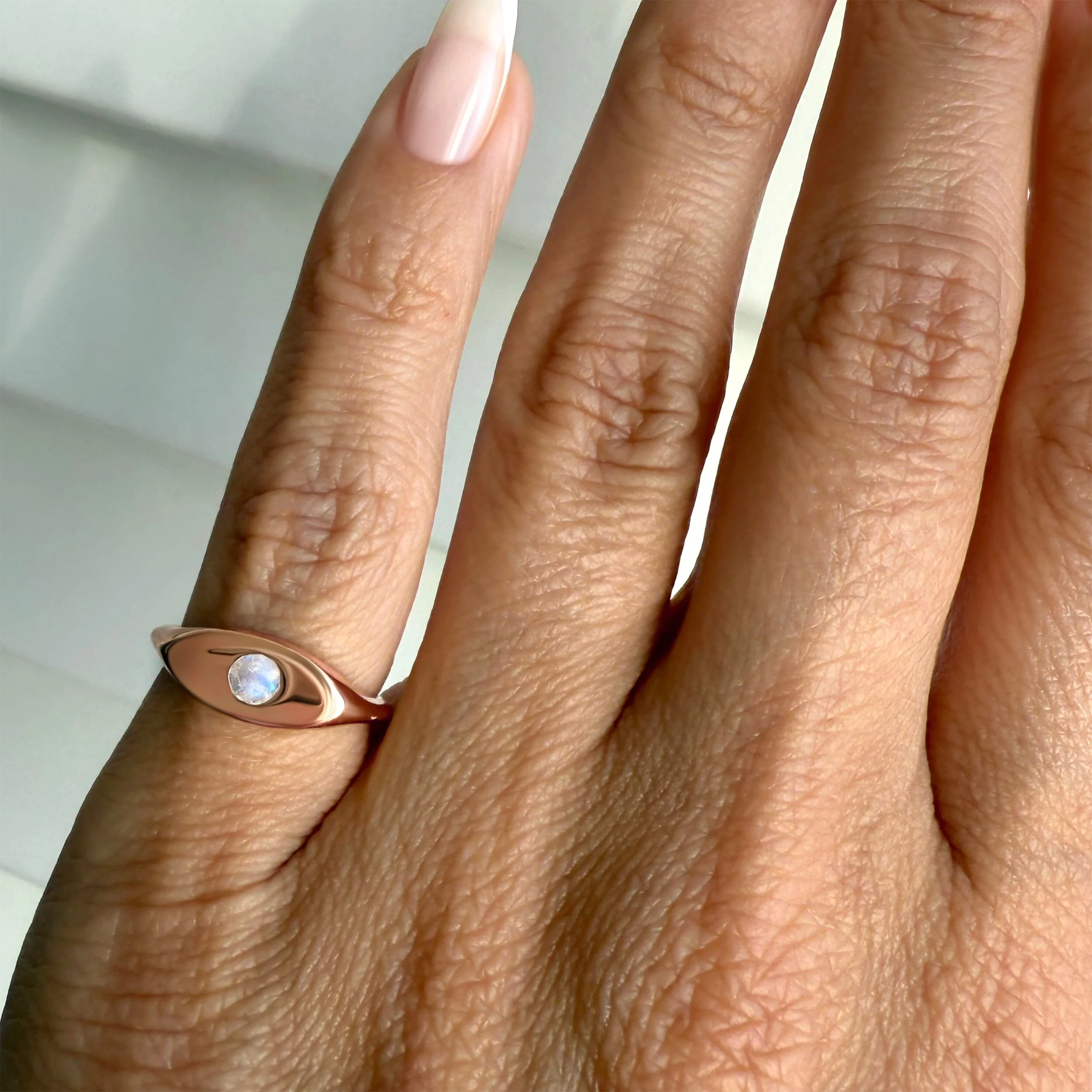 Moonstone Pinky Ring - Signet Lune - Image 4