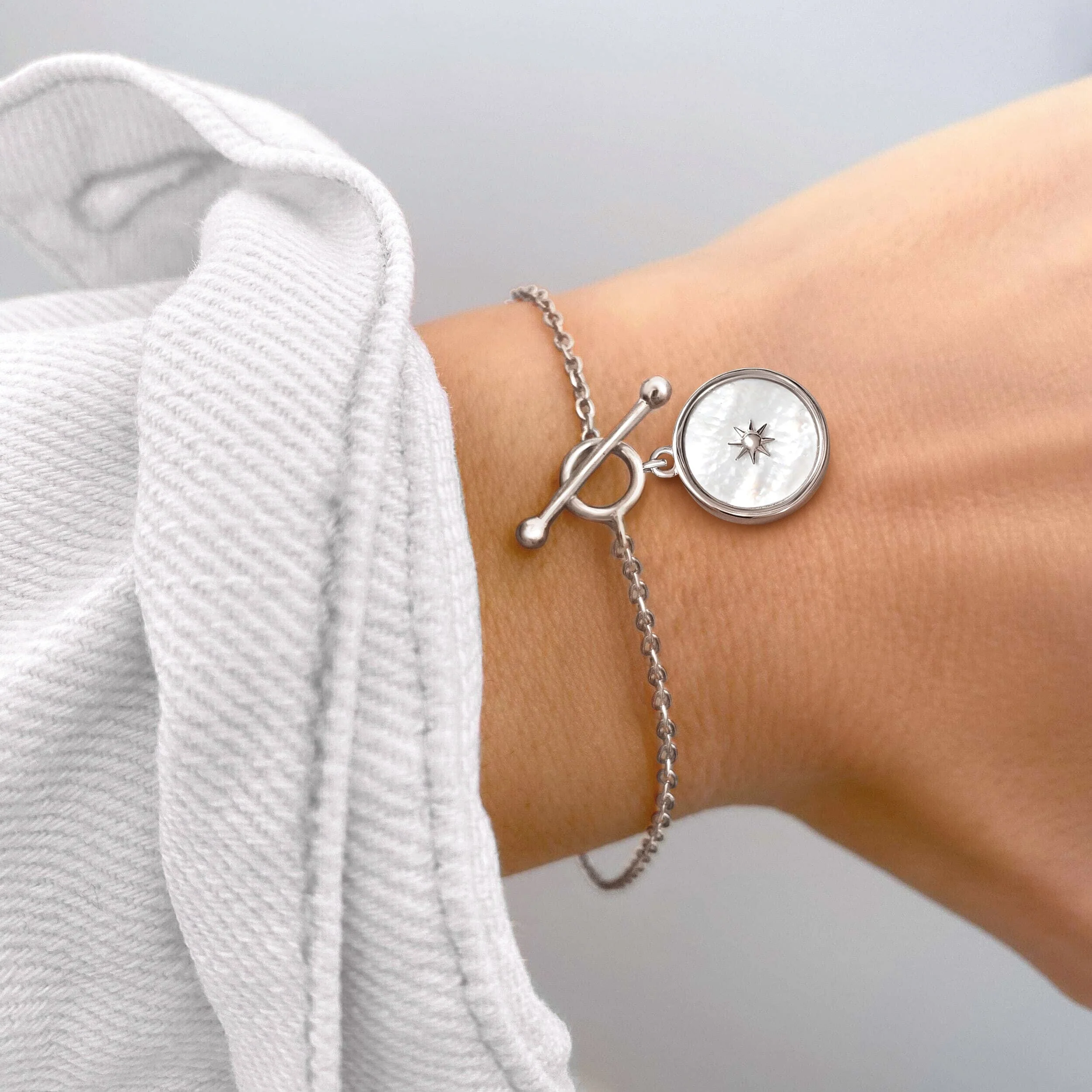 Mother Of Pearl T-Lock Bracelet - Sol - Image 2