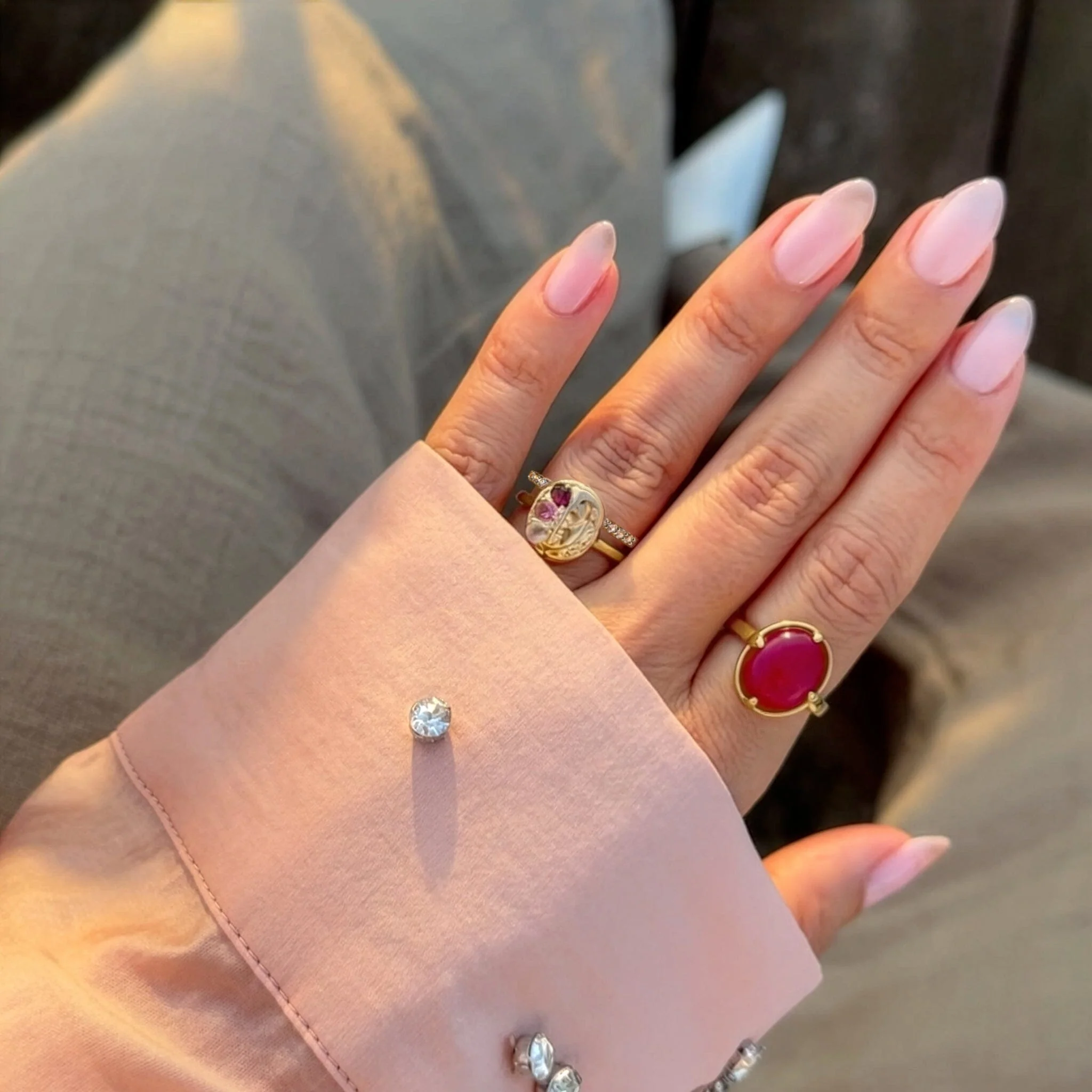 Pink Gradient Goddess Ring & Twinkling Band - Image 17