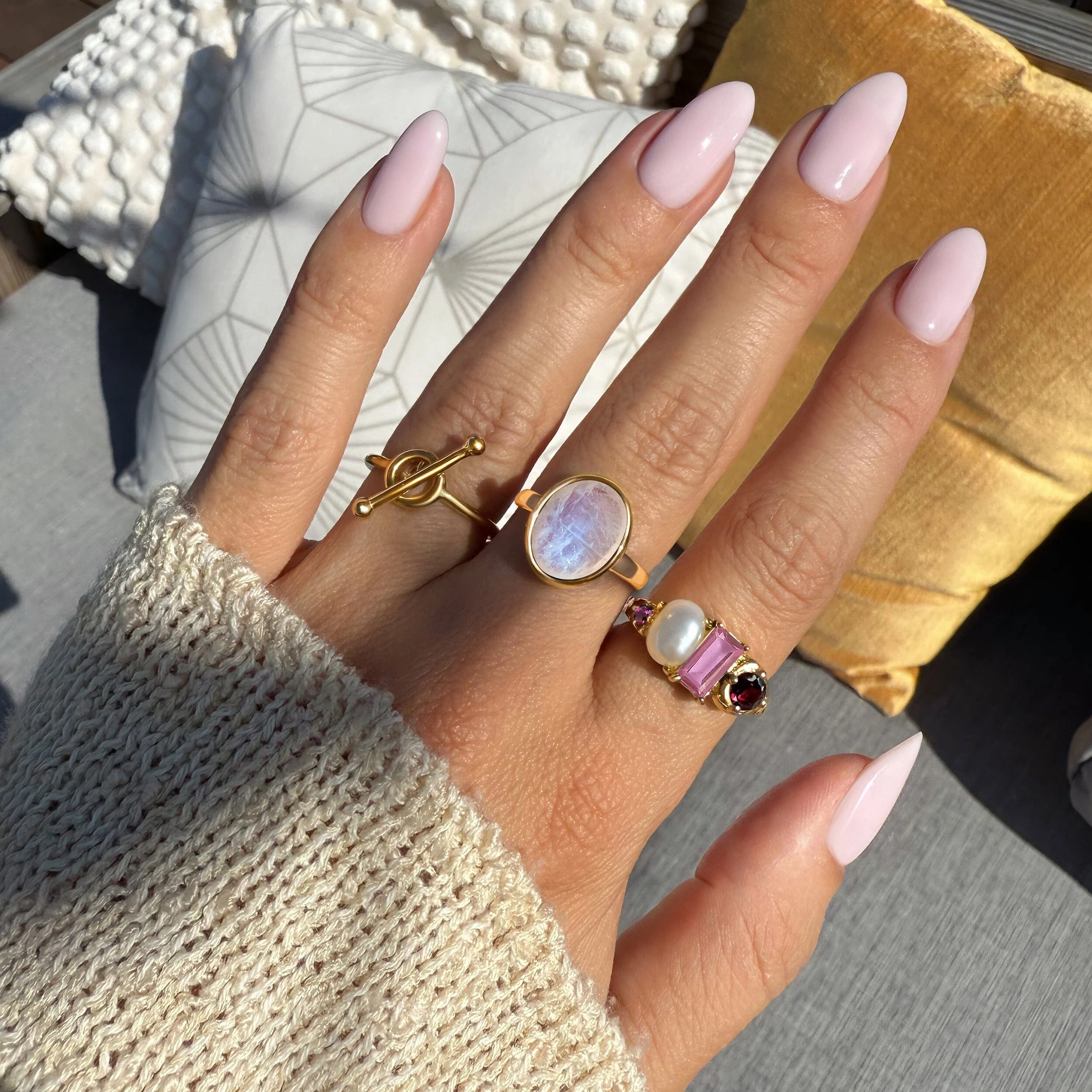 Rhodolite Garnet Pearl Ring - Treasure - Image 13