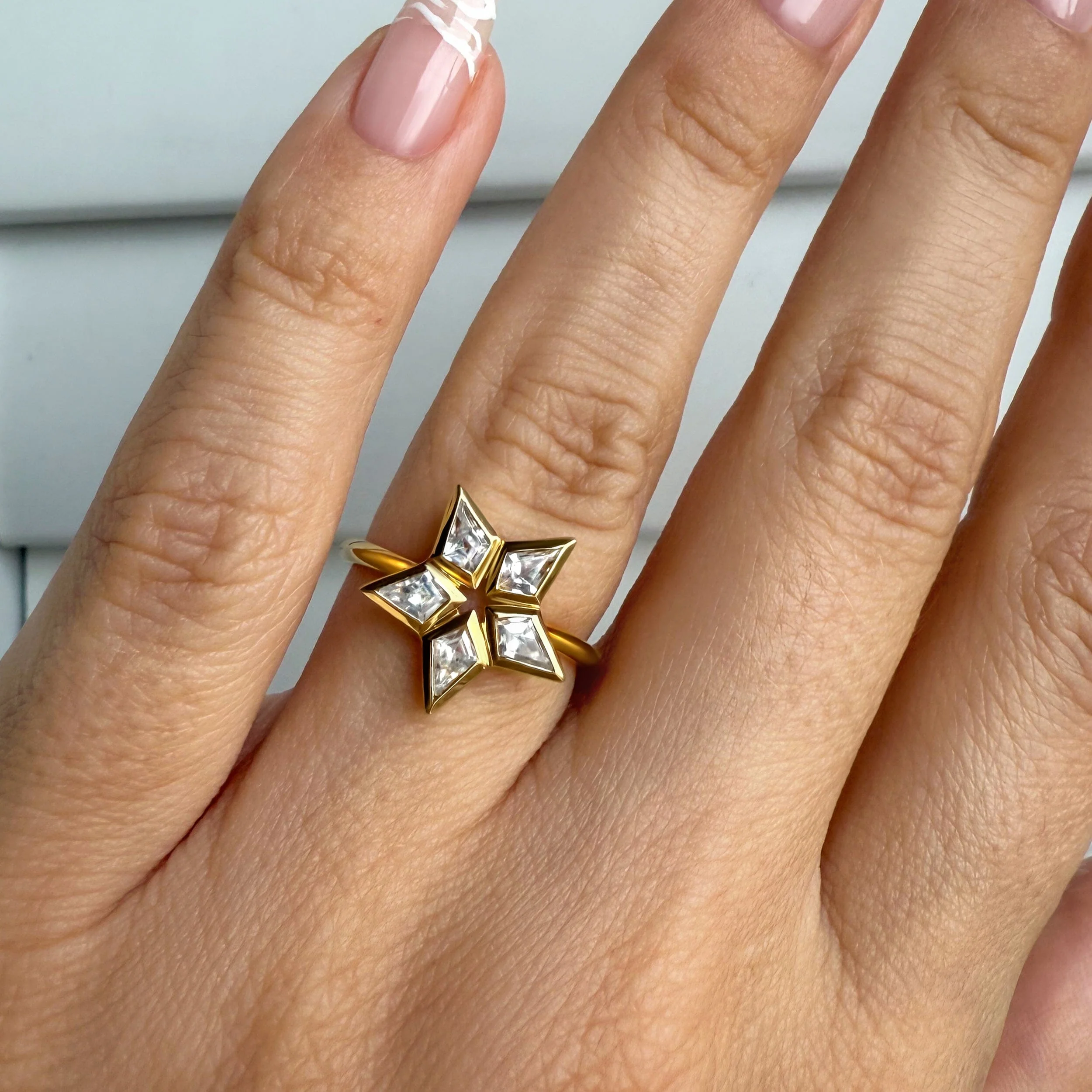 White Zircon Ring - Nova Star - Image 6